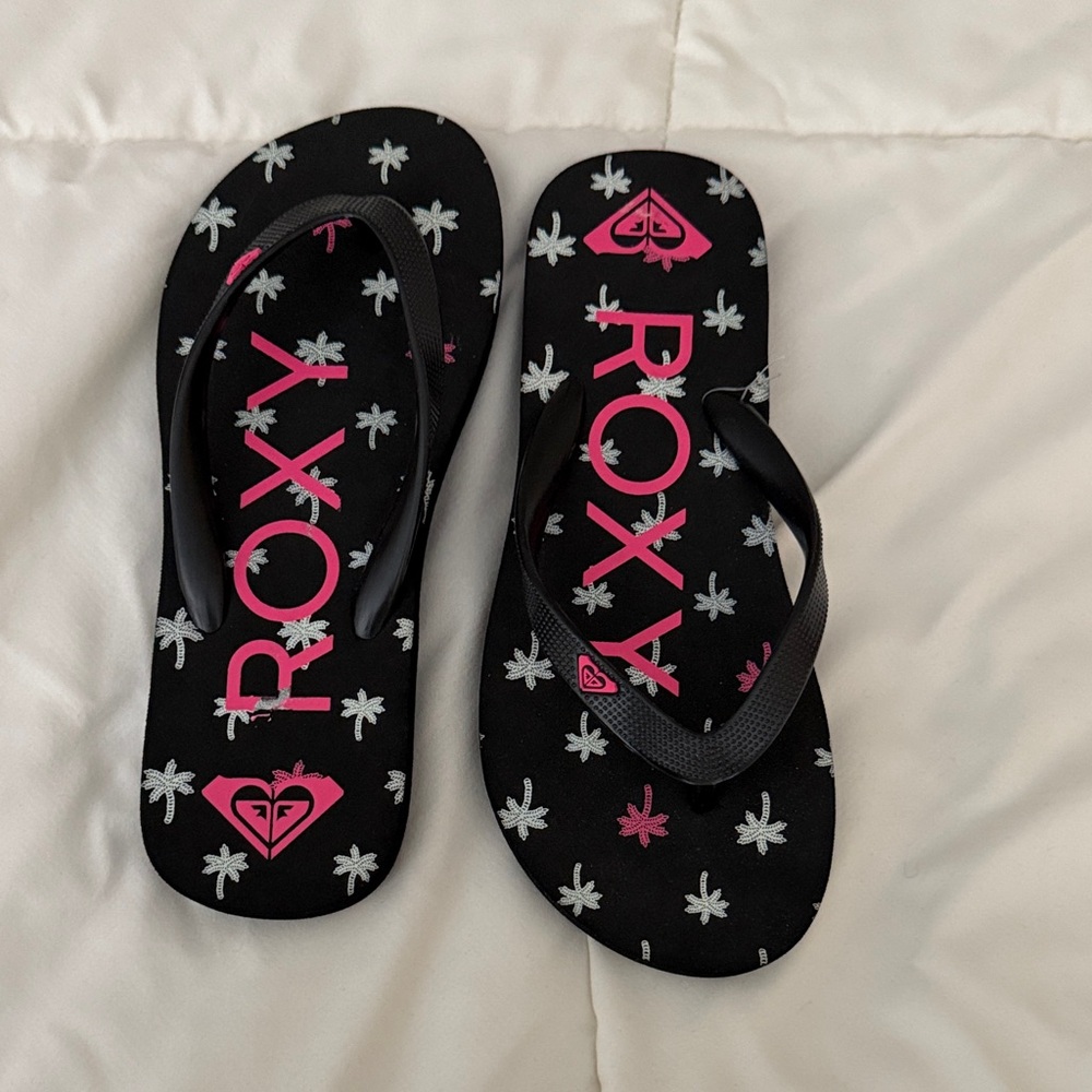 Roxy Black Flip Flops with Pink Logo and White Starburst Print
